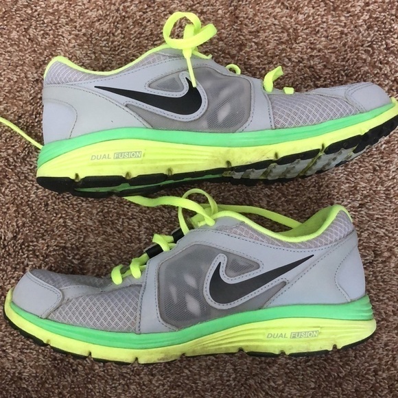Nike Dual Fusion Running Shoes - Picture 8 of 15